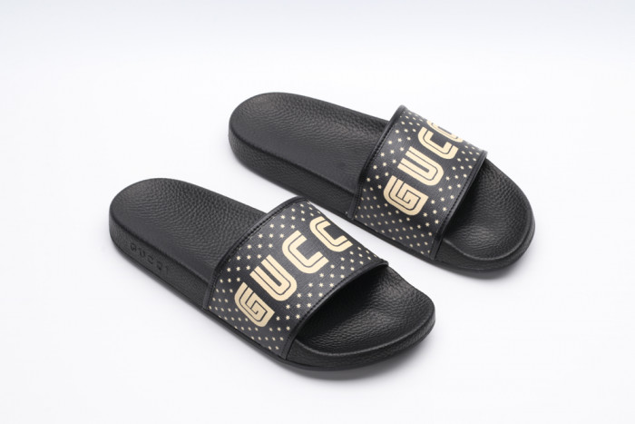 G*u*i slippers