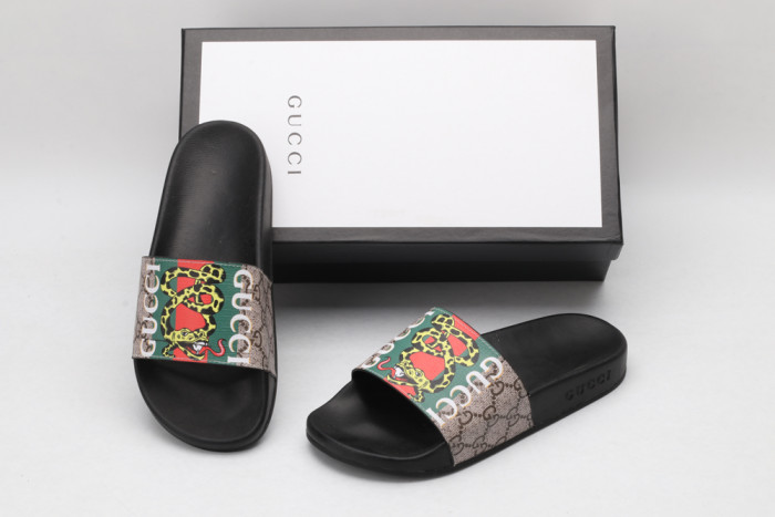 G*u*i slippers