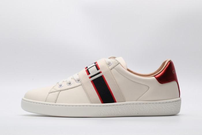 G*u*i low-top sneaker