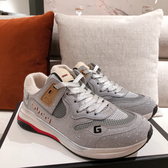 G*u*i mid sneaker