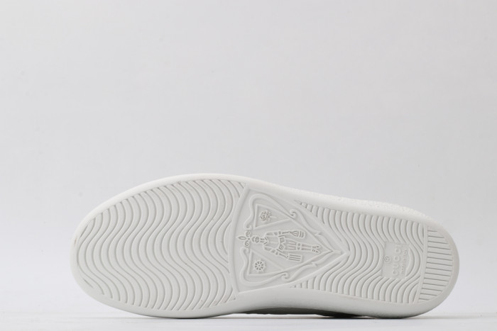 G*u*i low-top sneaker