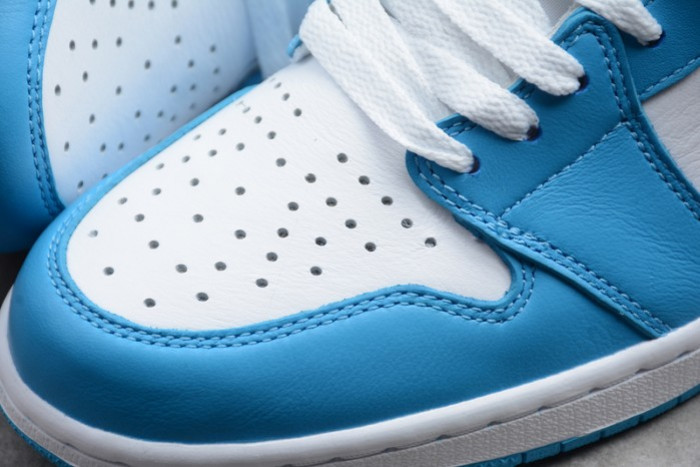 Air Jordan 1 Retro High OG ‘UNC’ 555088-117
