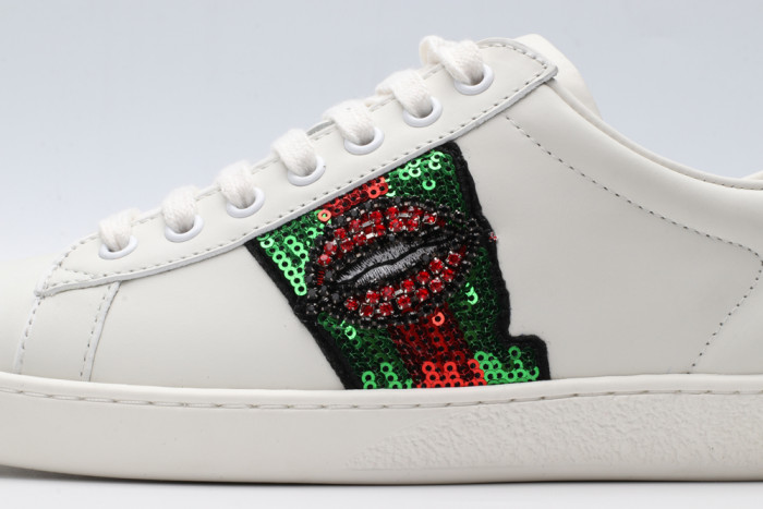 G*u*i low-top sneaker