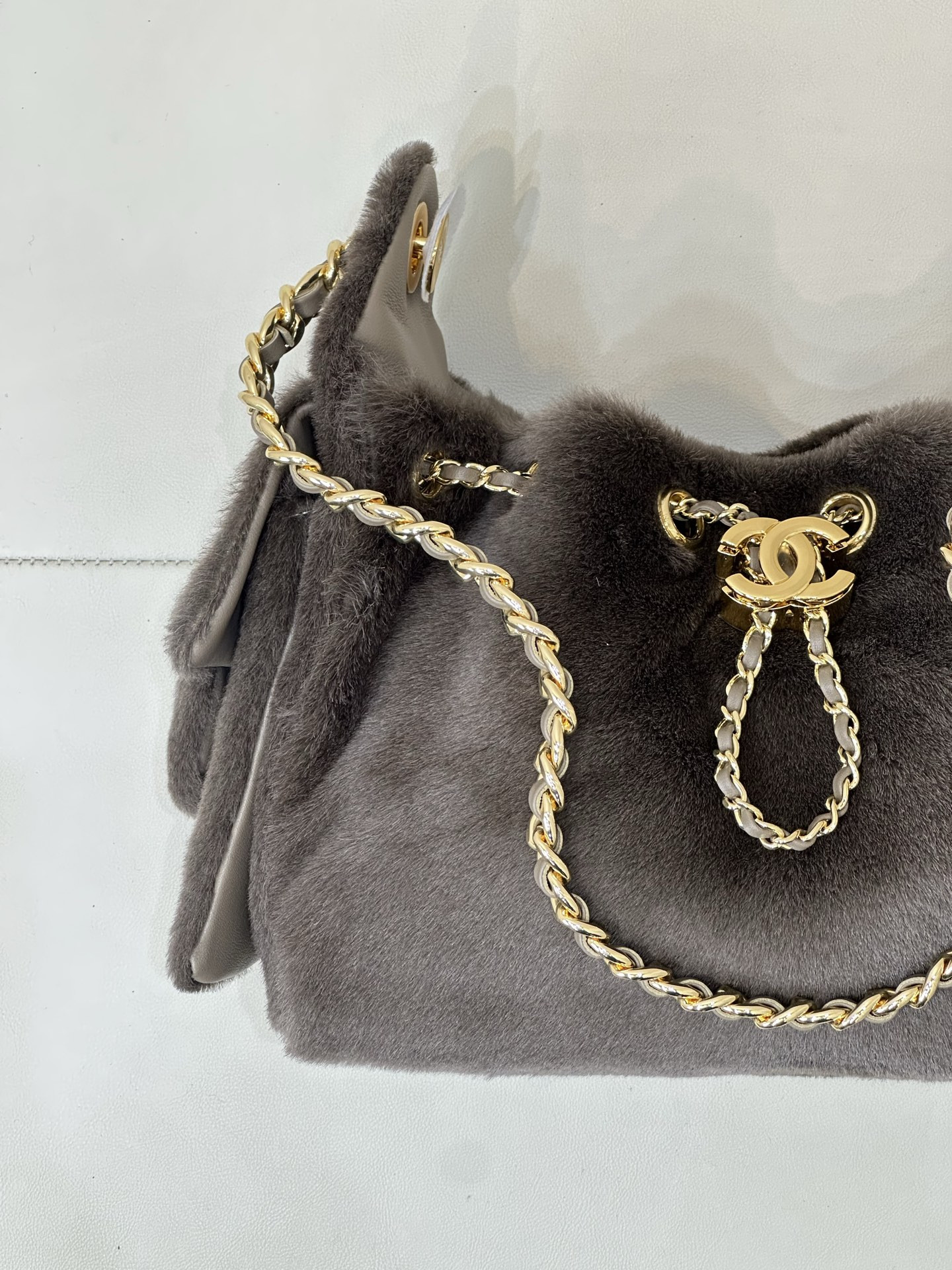 Ch**el 25C Bucket Bag Brown 20x22x12.5cm