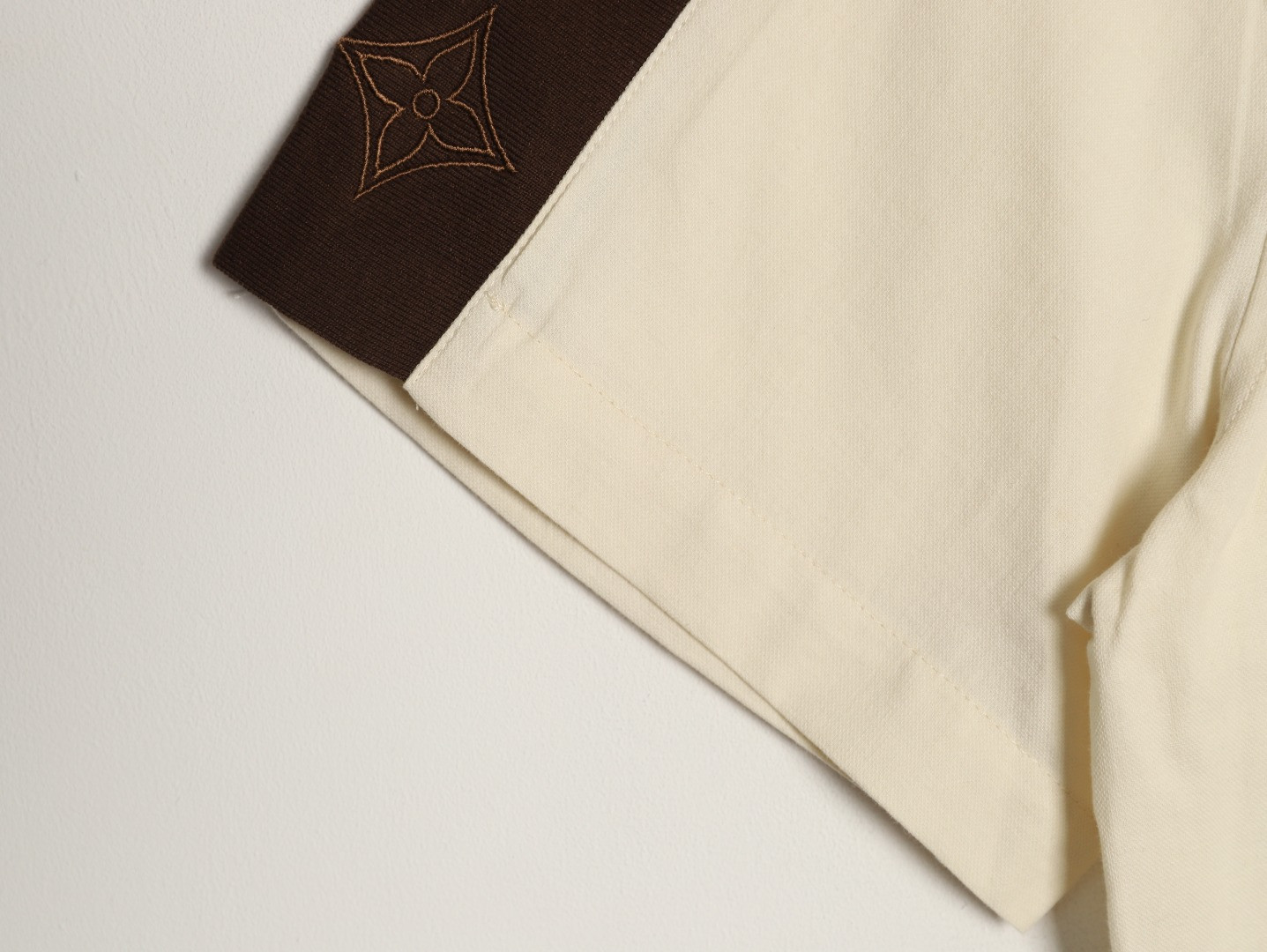 L0vis Vvtt0n LV 26SS Short-sleeved Shirts