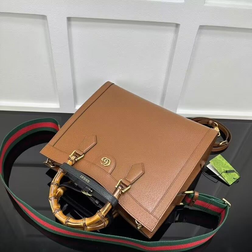 Gvc*1 Diana large tote bag 35x30x14 cm