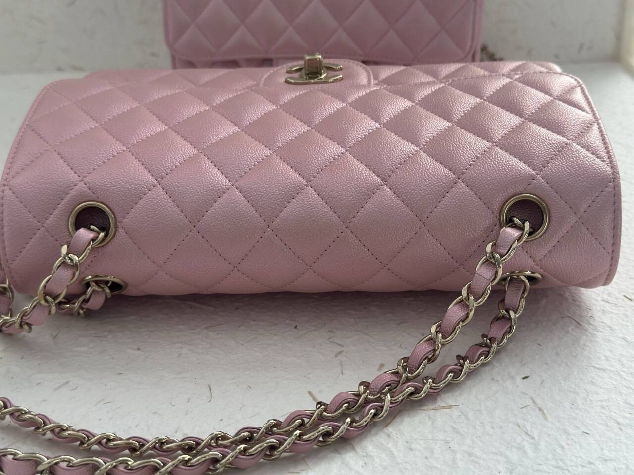 Ch**el Flap Bag Pearlescent Pink AS1112 25.5x15x6cm