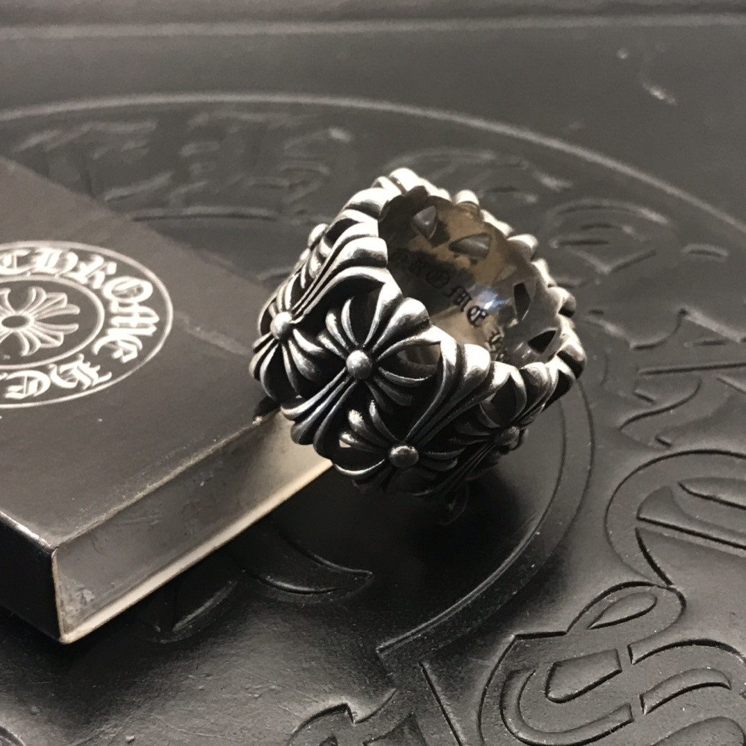 Ch*0me He**ts Cross Ring
