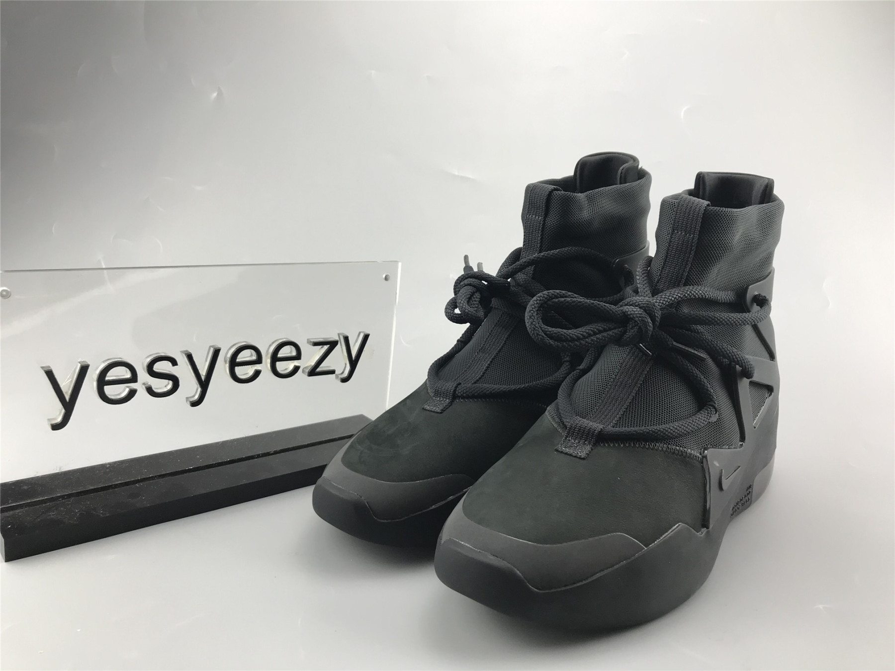 UA NIKE AIR FEAR OF GOD 1 TRIPLE BLACK