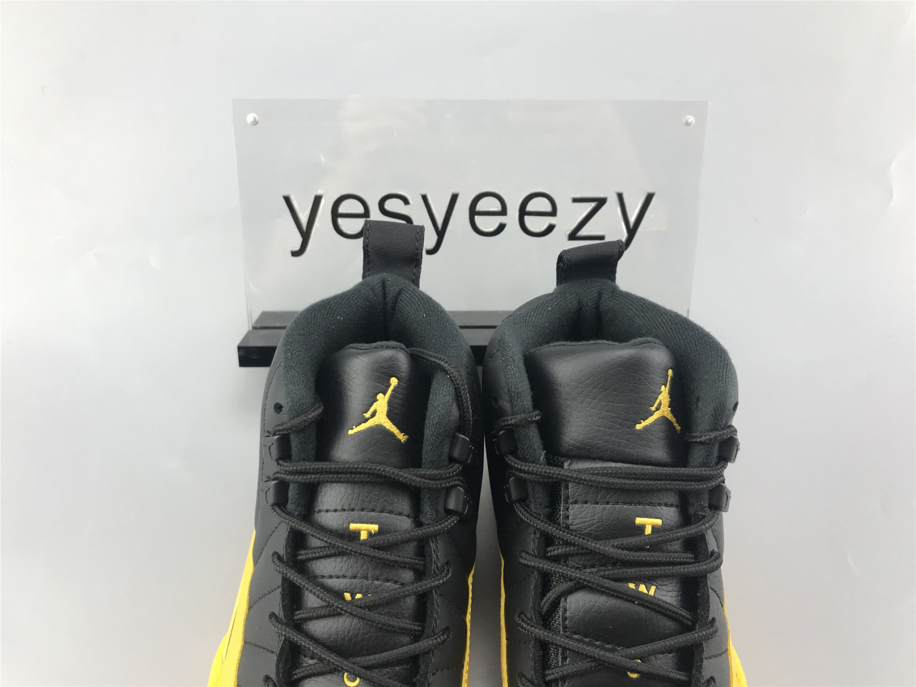 UA AIR JORDAN 12 "UNIVERSITY GOLD"
