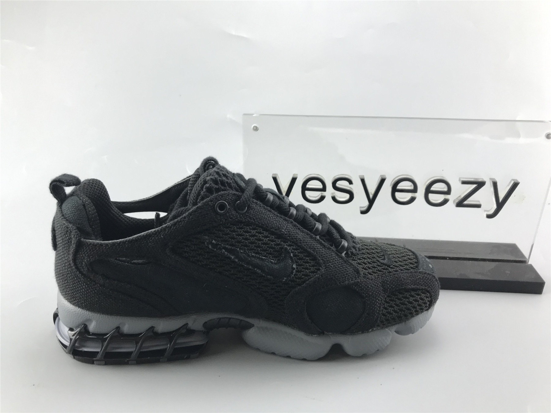 UA NIKE STUSSY X AIR ZOOM SPIRIDON CAGED