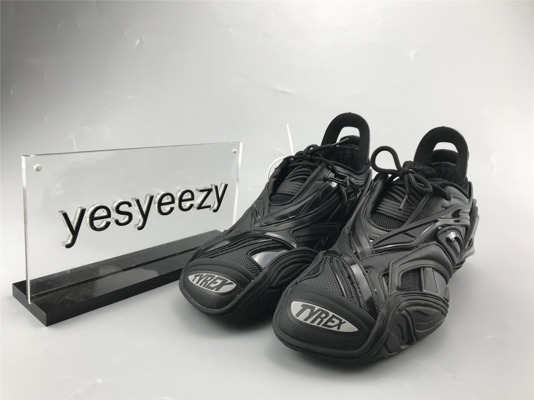 UA TYREX SNEAKER BLACK