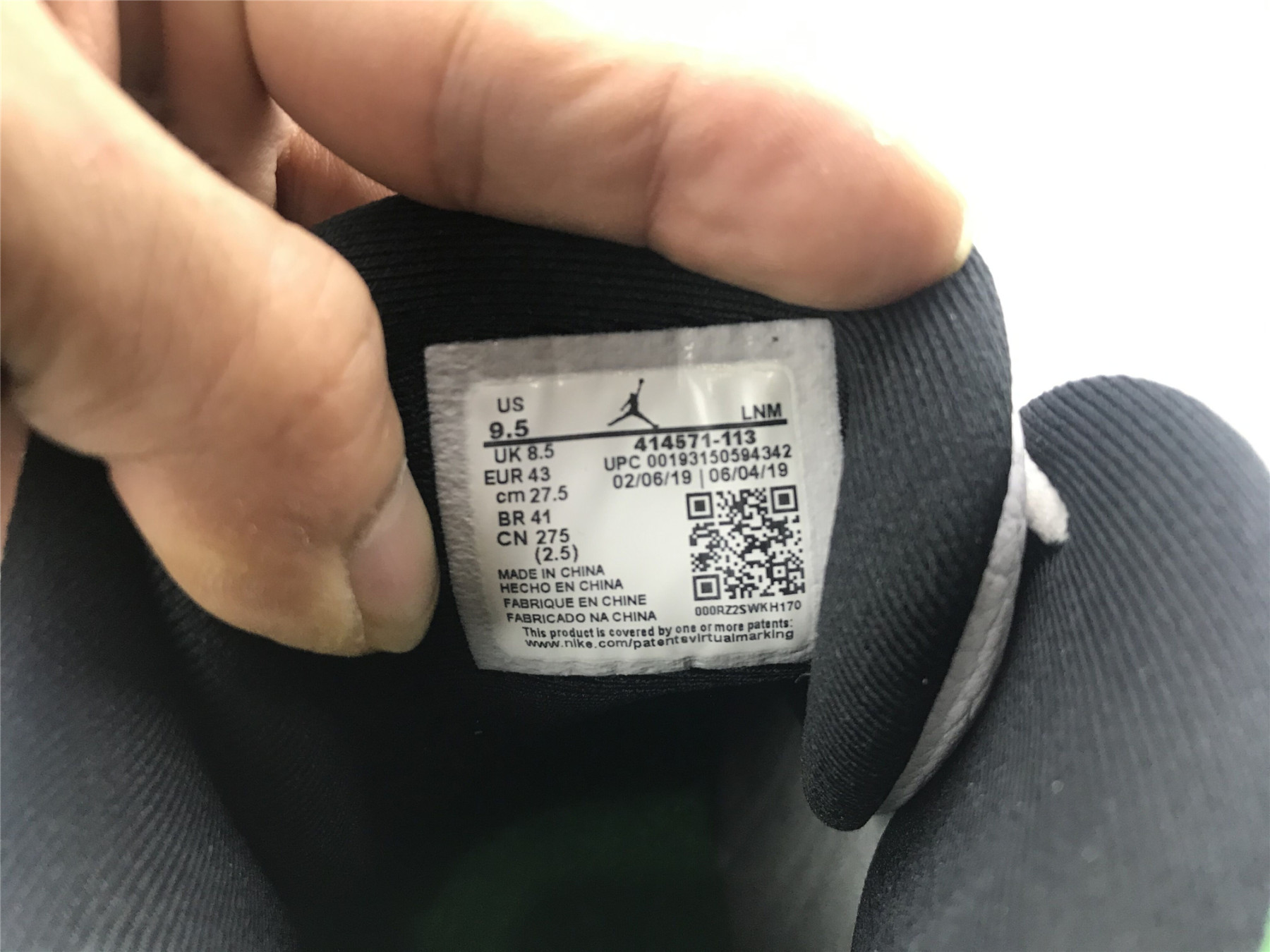 UA AIR JORDAN 13 RETRO 