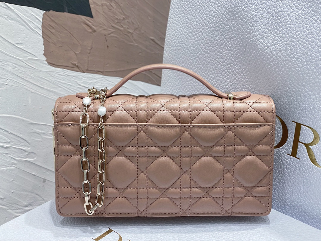 MISS D10r Mini Handbag Medium Antique Bronze Cannage Woven Pattern S0980ONMJ_M53U 21 x 11.5 x 4.5 cm
