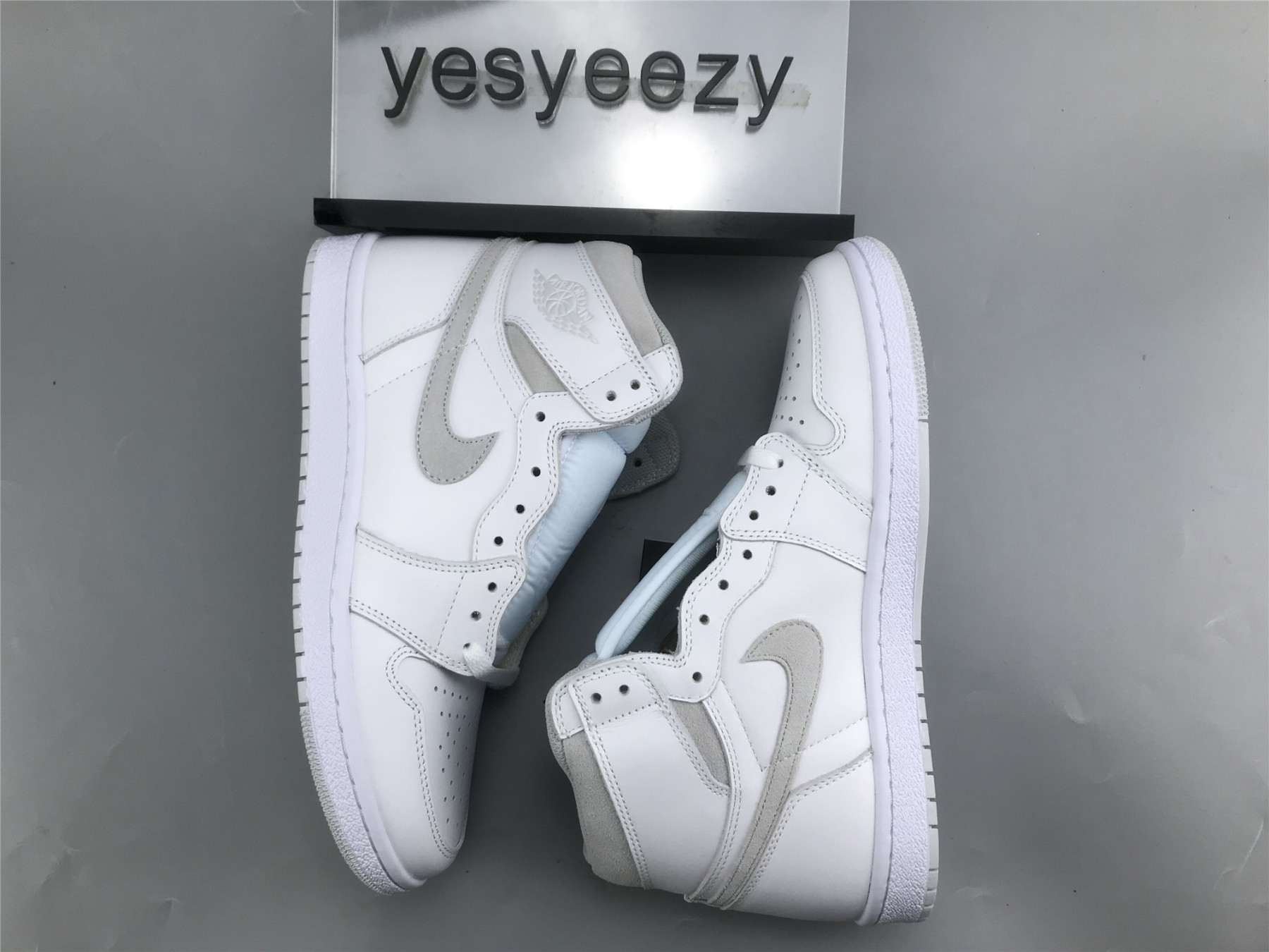 UA AIR JORDAN 1 RETRO HIGH 