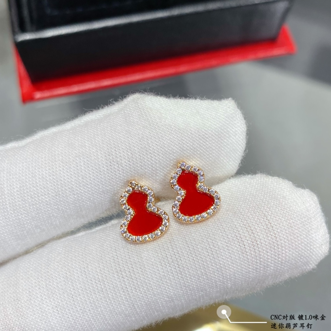 Qeelin Mini Gourd Earrings