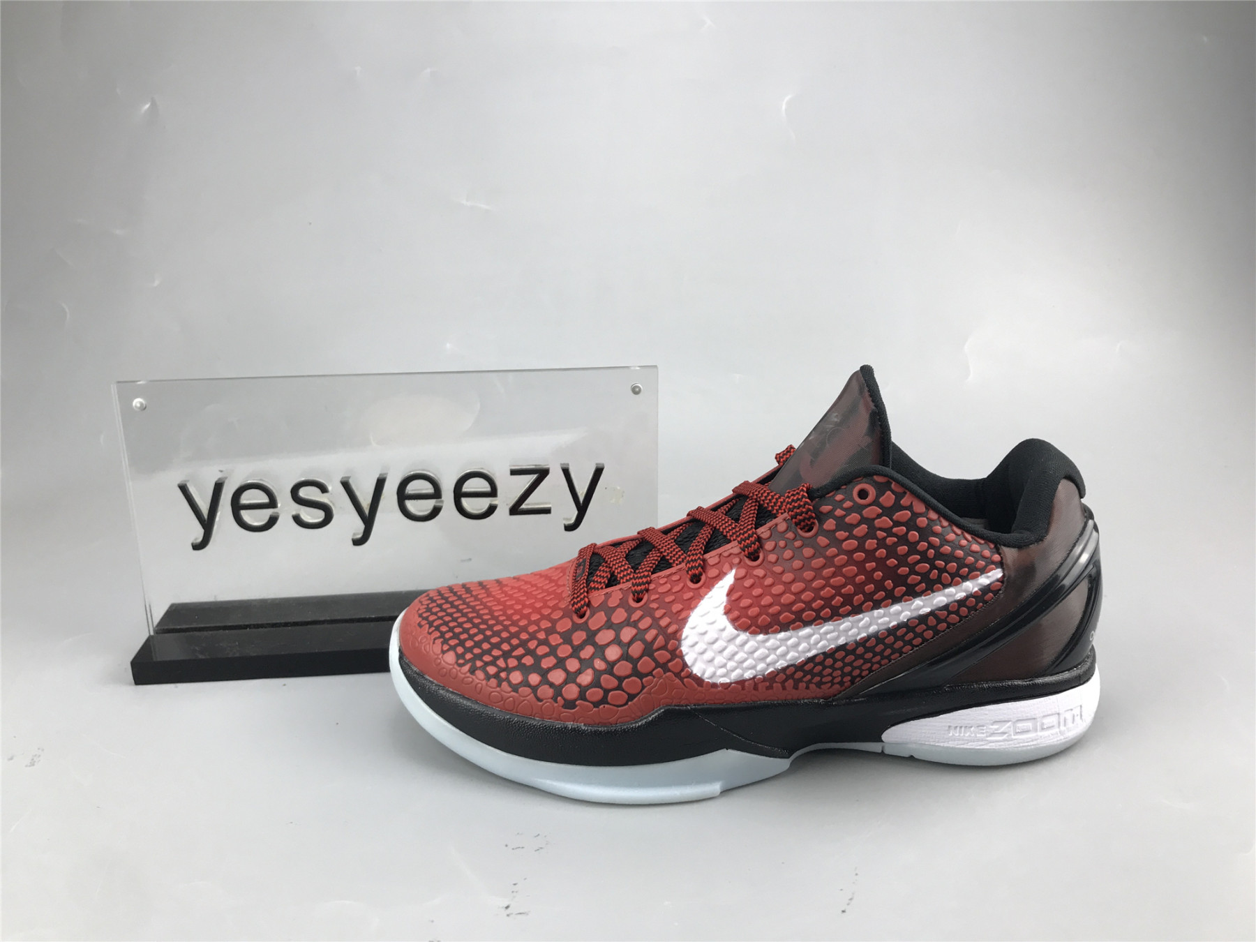 UA NIKE ZOOM KOBE 6 PROTRO 