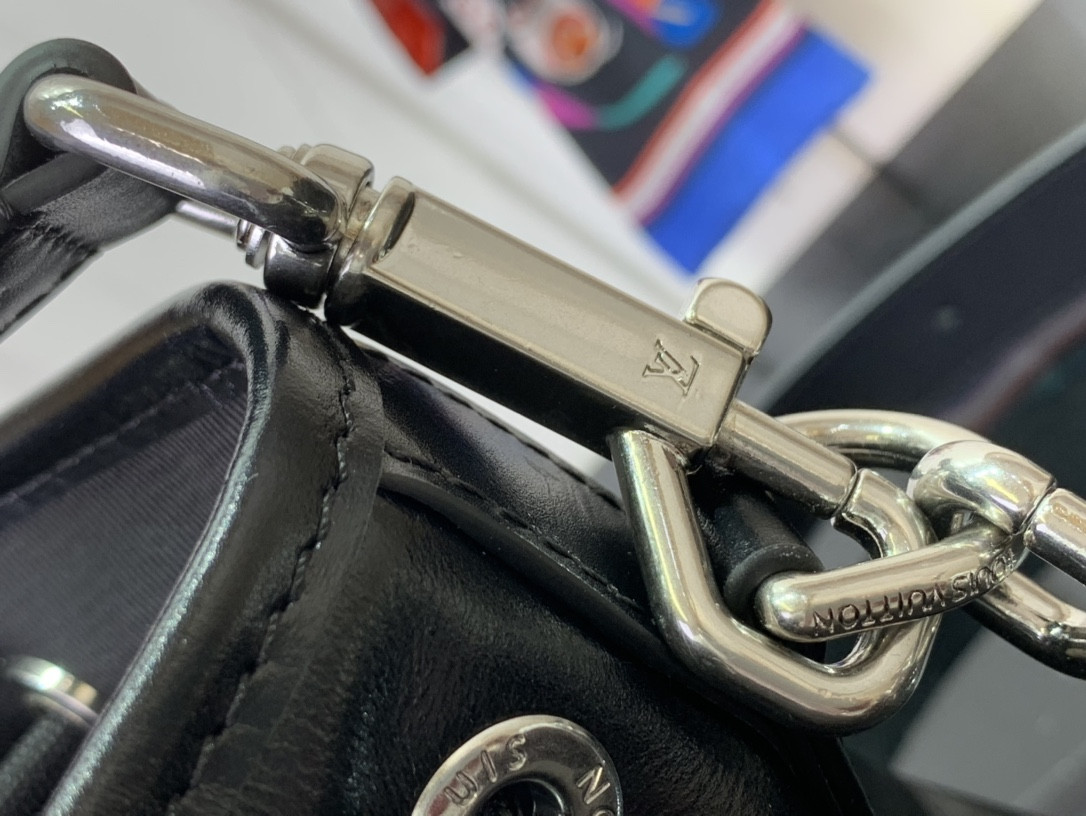 LV NOÉ CARGO BAG M13985 24x16x22cm