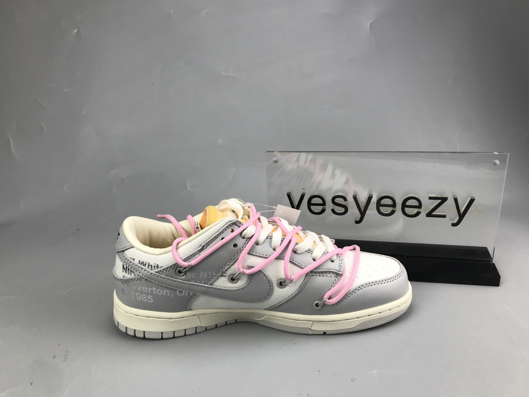 UA NIKE OFF-WHITE X DUNK LOW 