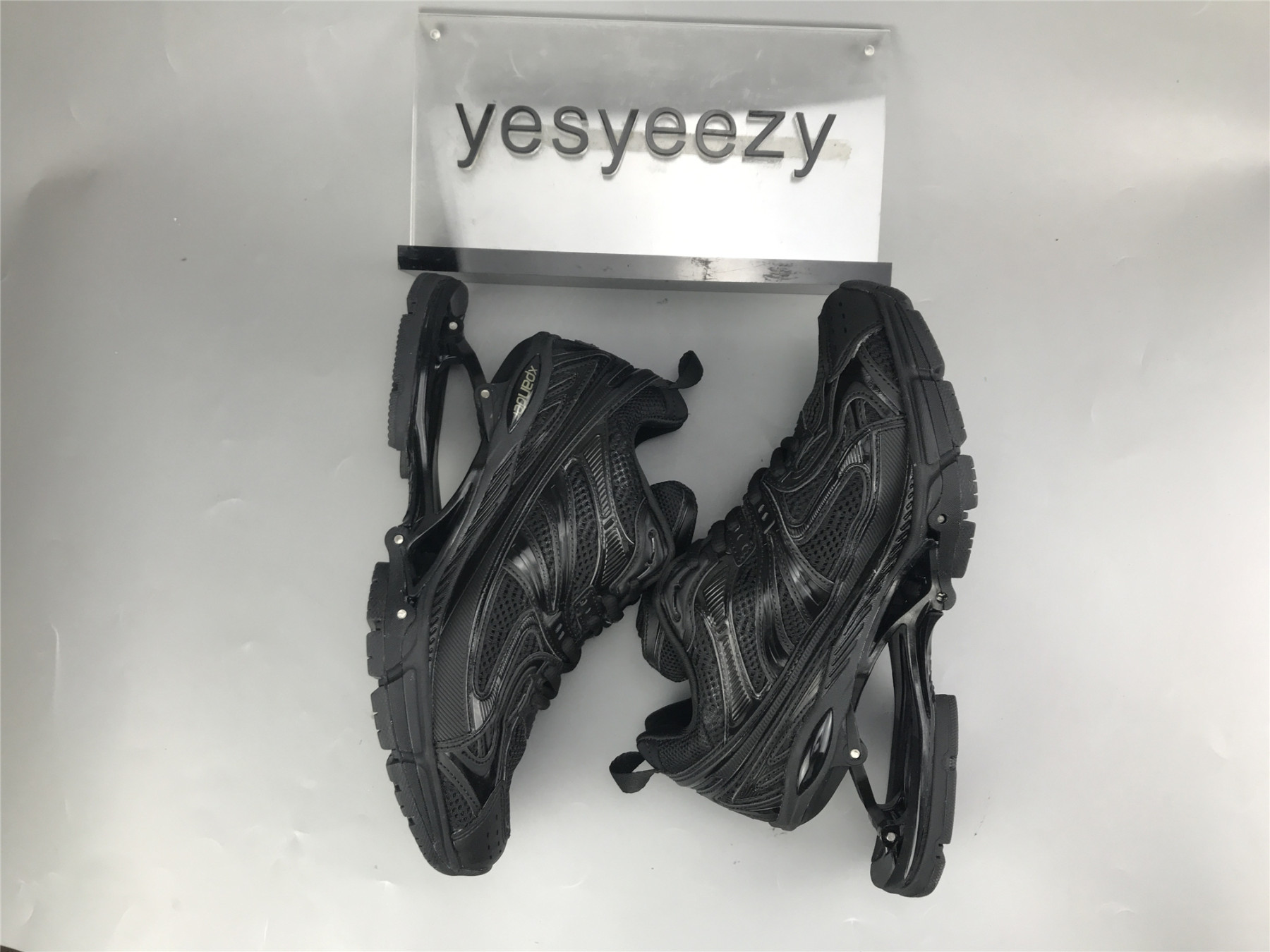 UA X-PANDER BLACK