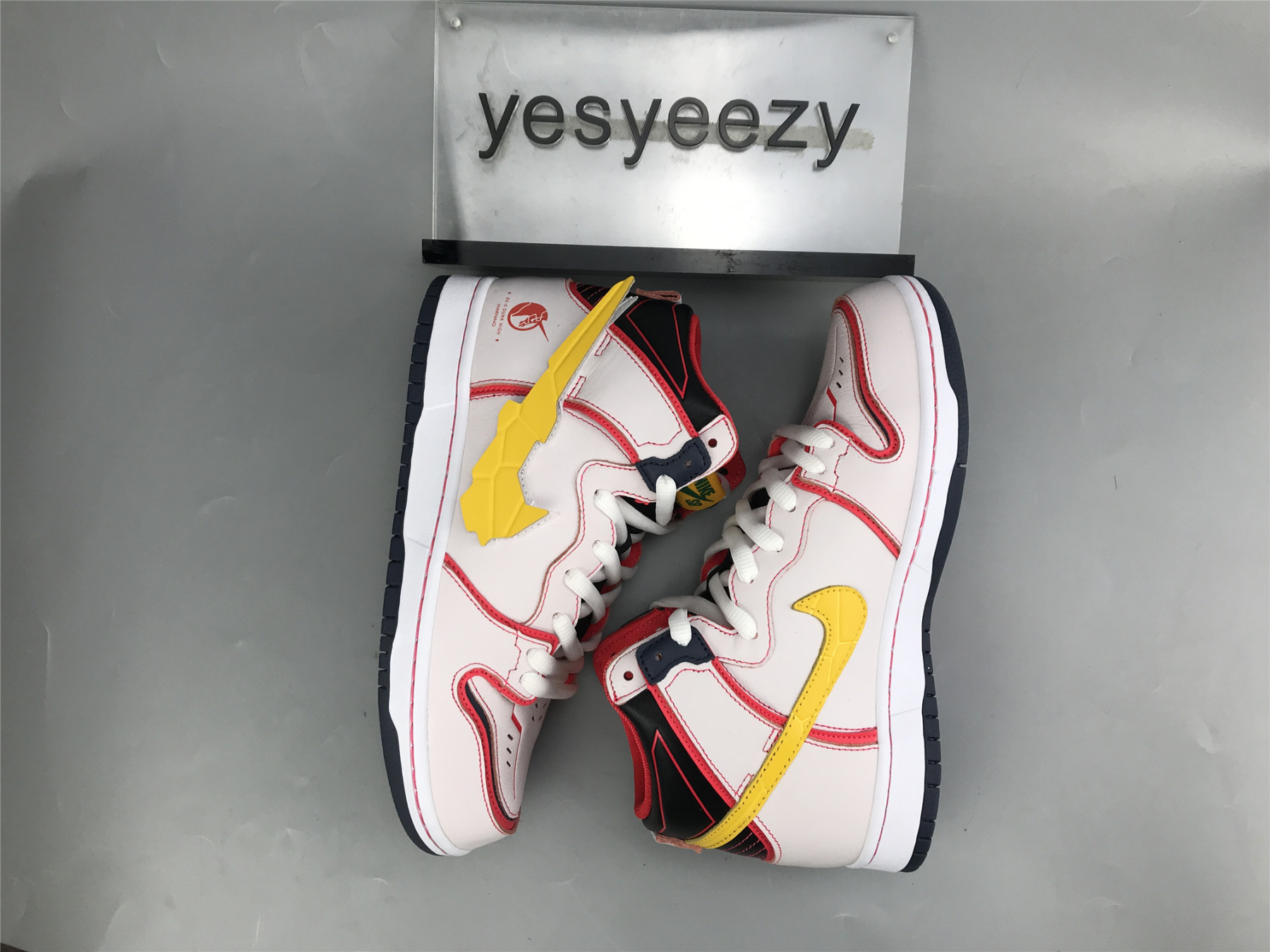 UA GUNDAM X DUNK HIGH SB 