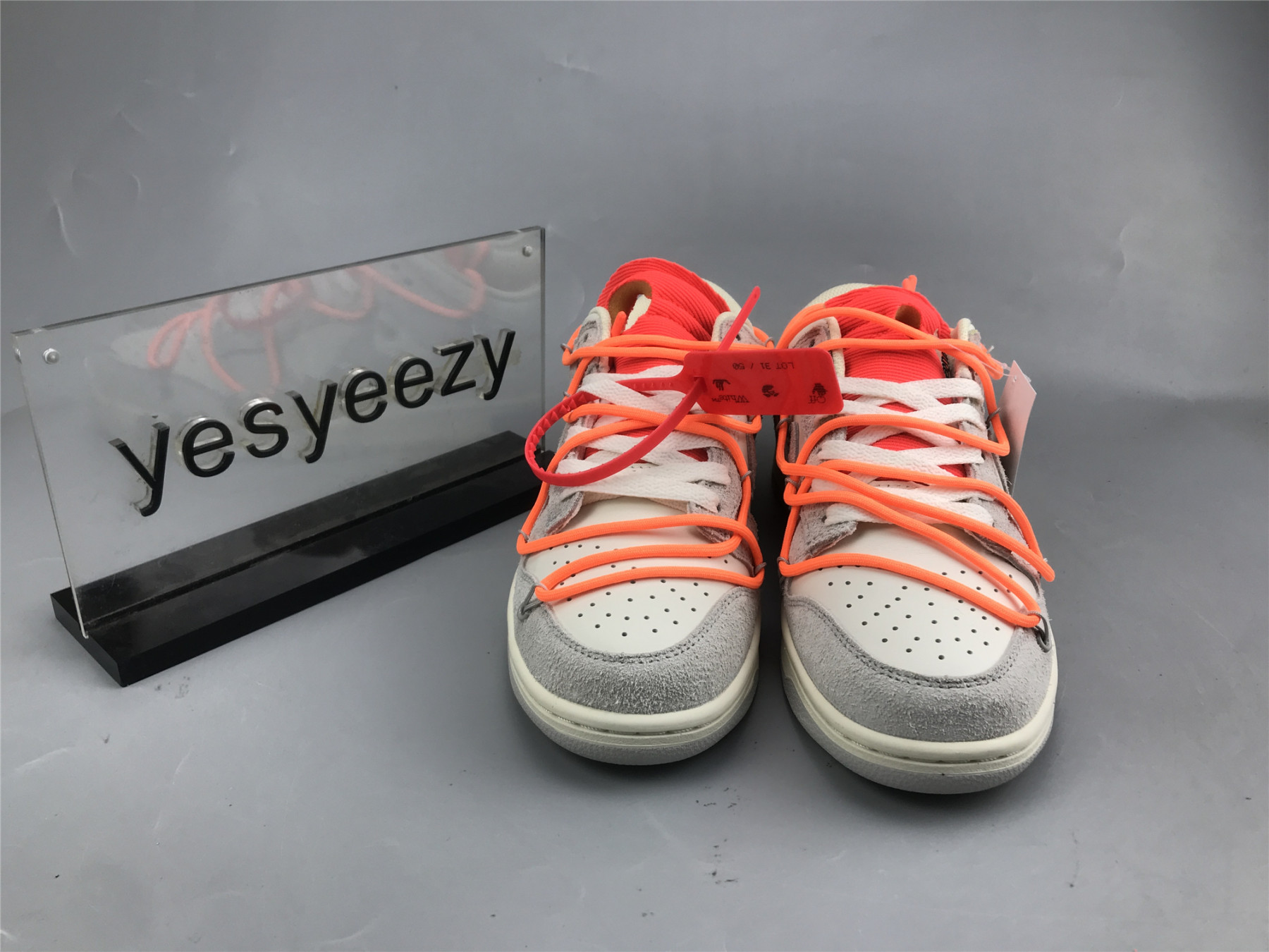 UA NIKE OFF-WHITE X DUNK LOW 