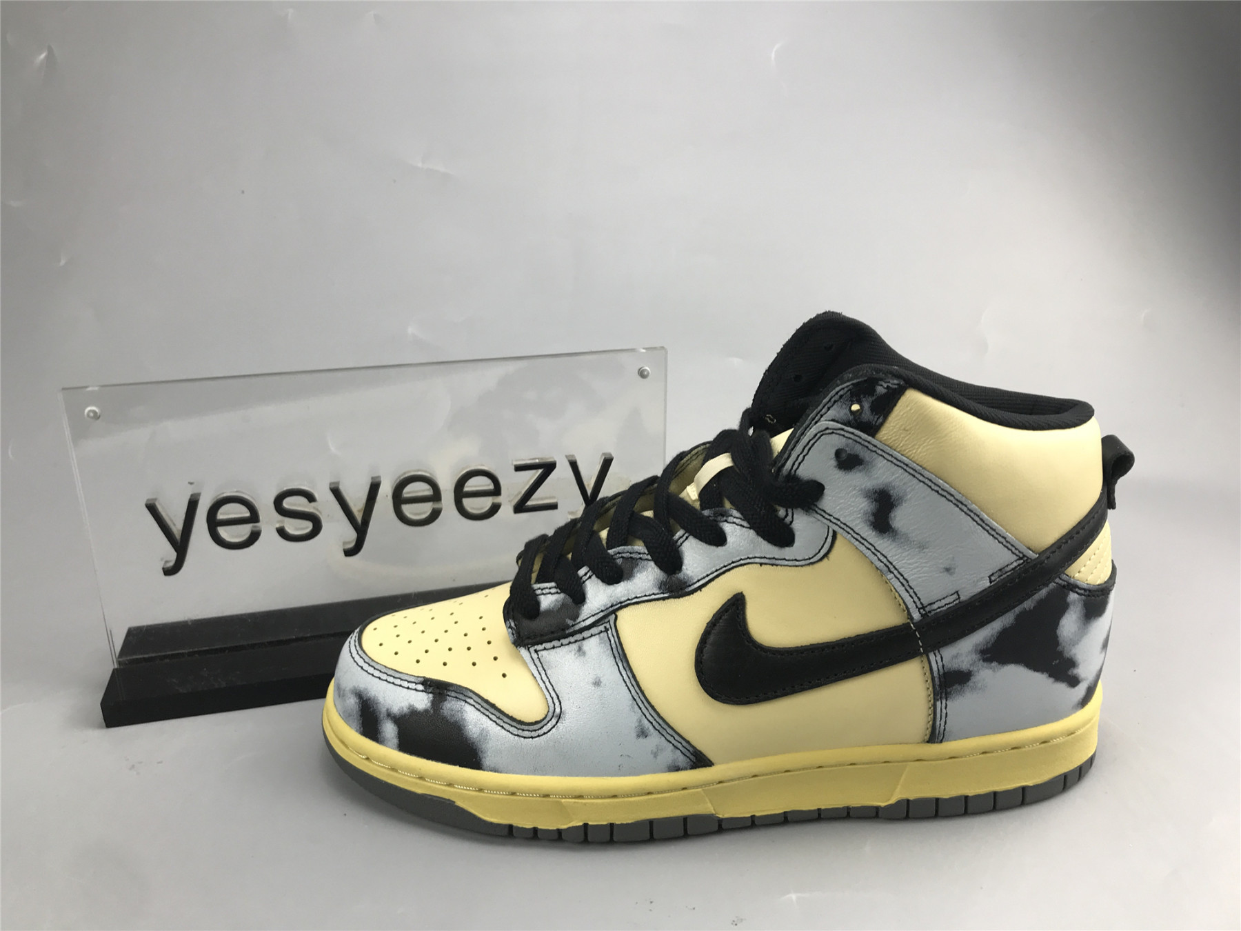 UA NIKE DUNK HIGH 1985 