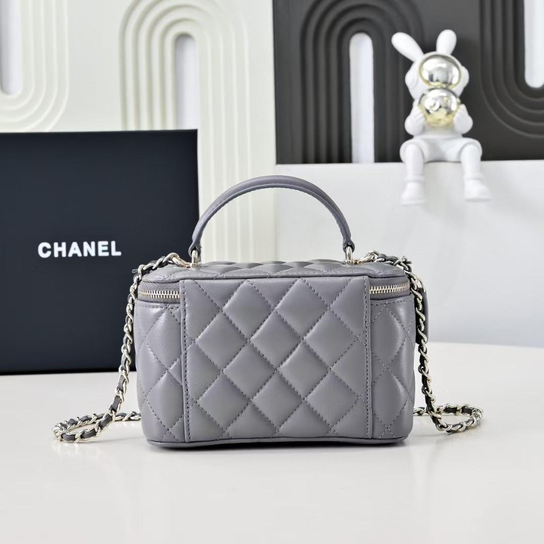 Ch**el Long Vanity with chain 16.5x10x8cm