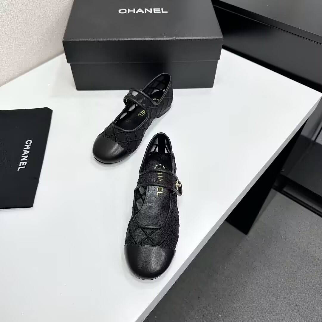 UA Ch**el Mary Jane Ballet Flats