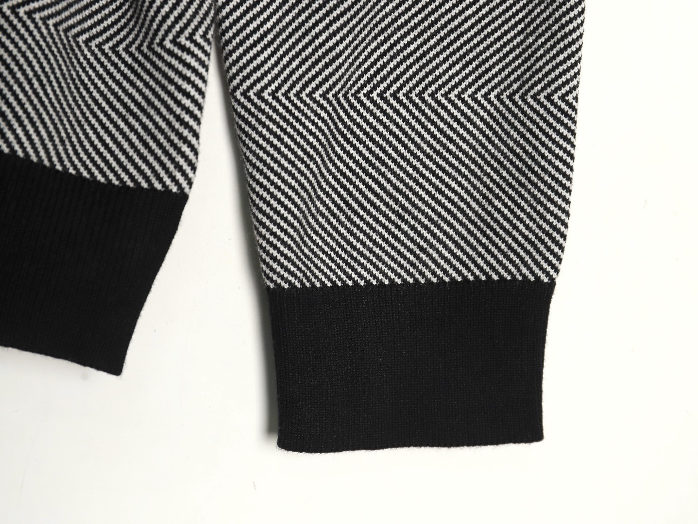 Ch**el knitting Sweaters