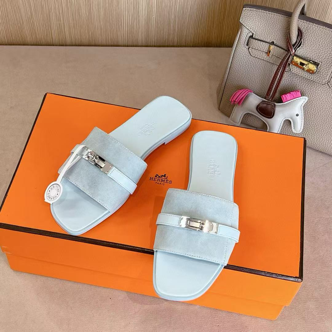 UA H**me5 Giulia sandal