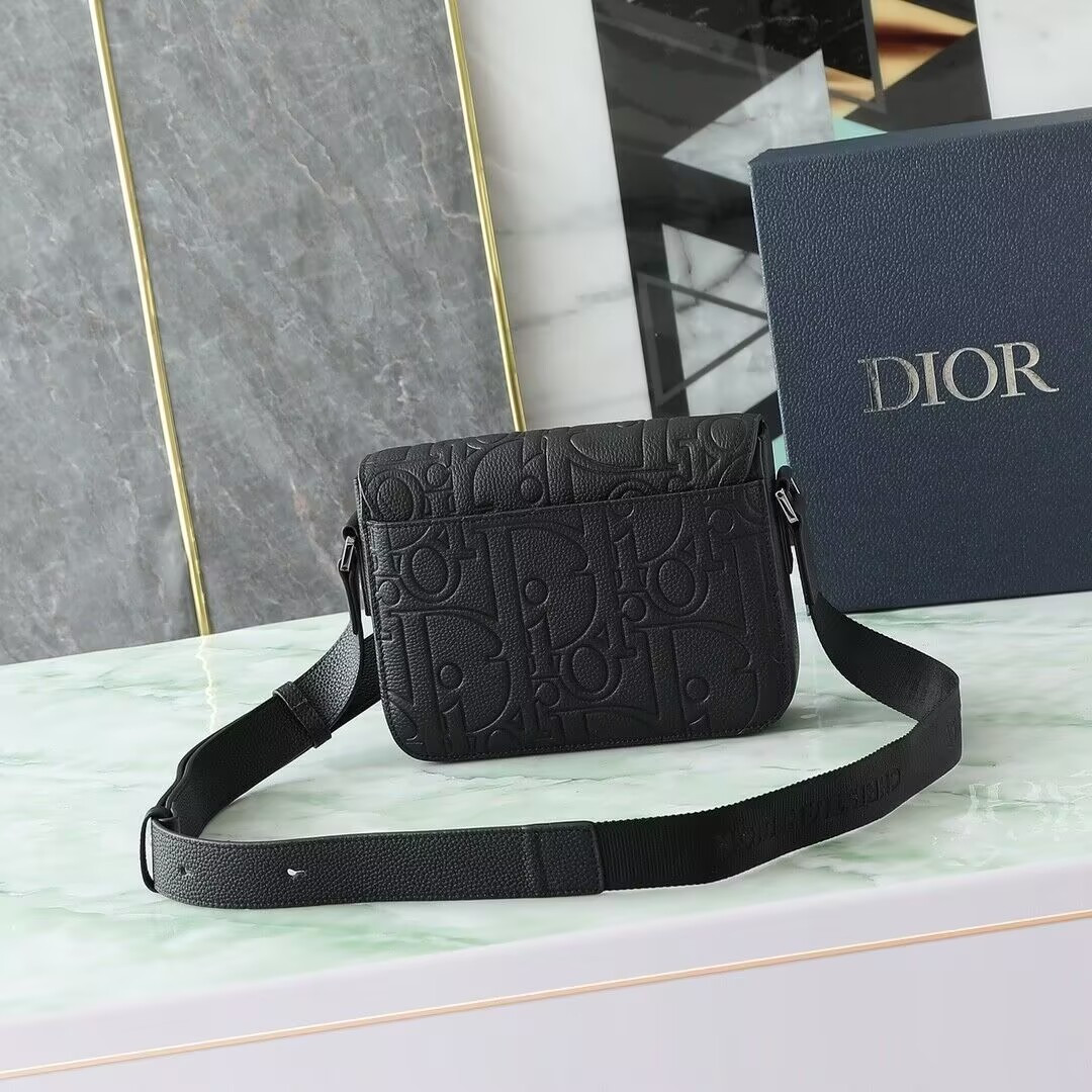 D10r Small Saddle Messenger Bag With Flap 23x18x6cm