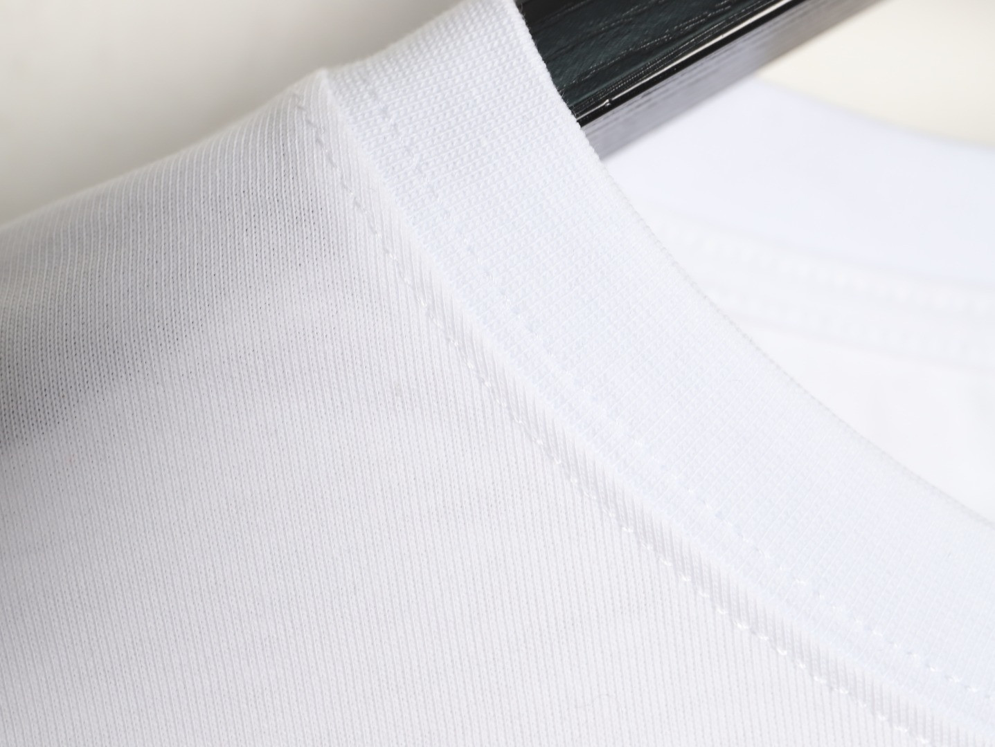 L0ew* 26SS Short-sleeved T-shirt