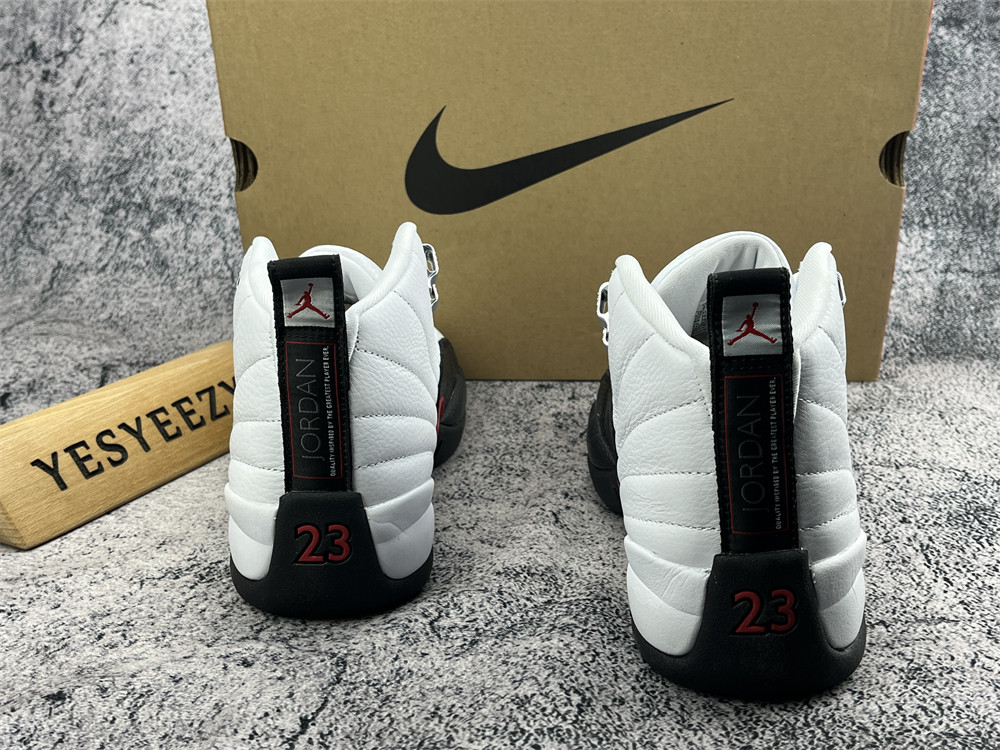UA AIR JORDAN 12 RETRO 