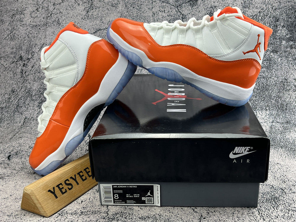 UA AIR JORDAN 11 RETRO ORANGE