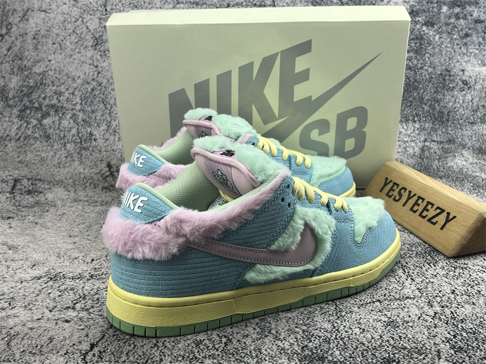 UA Nike SB Dunk Low Verdy Visty