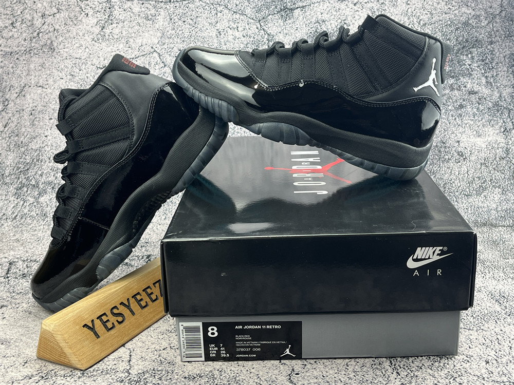 UA Jordan 11 Retro