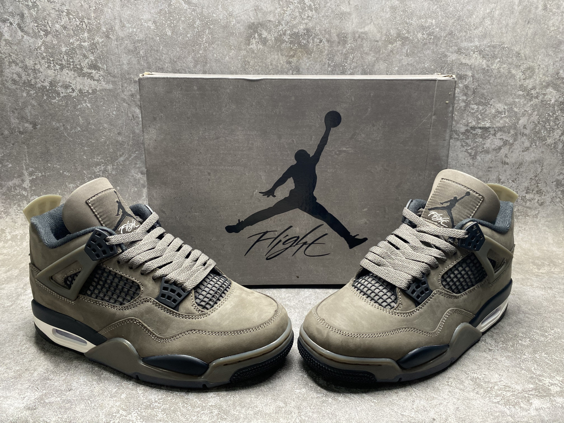 UA Air Jordan 4 Retro
