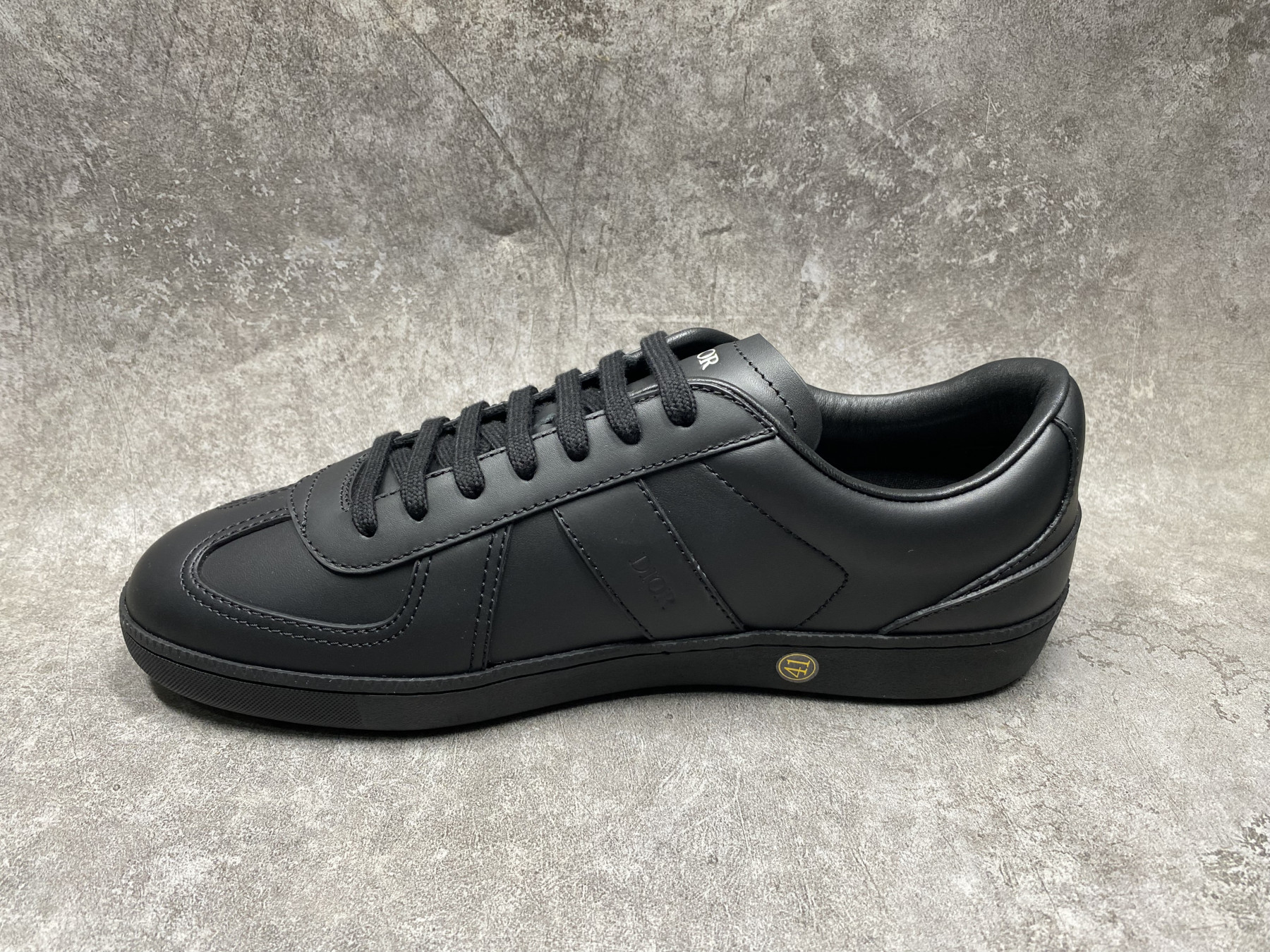 UA D10r B01 Matchpoint Sneaker