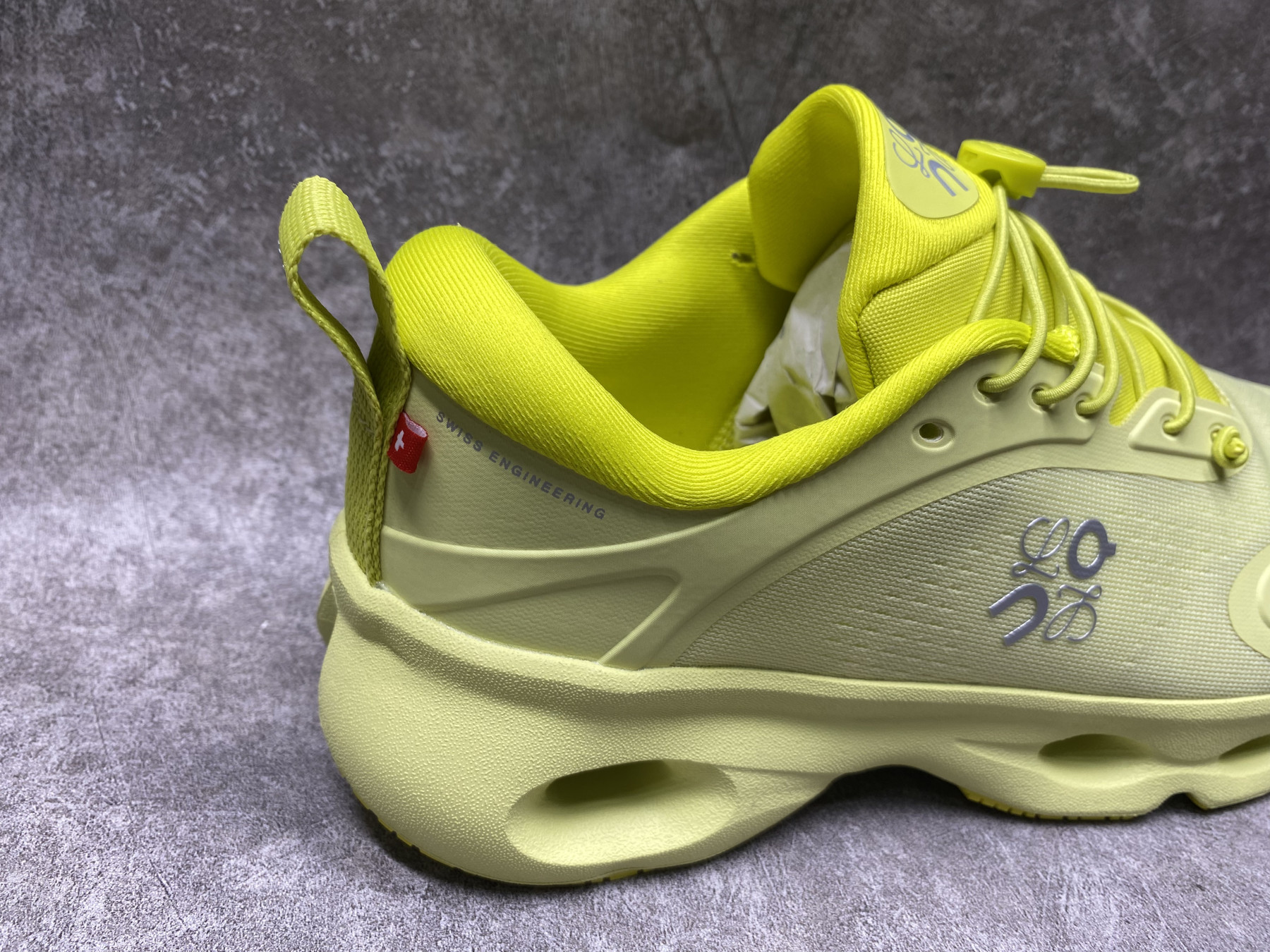 UA L0ew* x On Cloudtilt sneaker