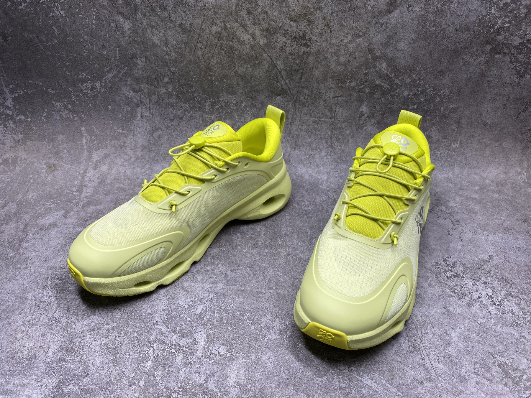 UA L0ew* x On Cloudtilt sneaker