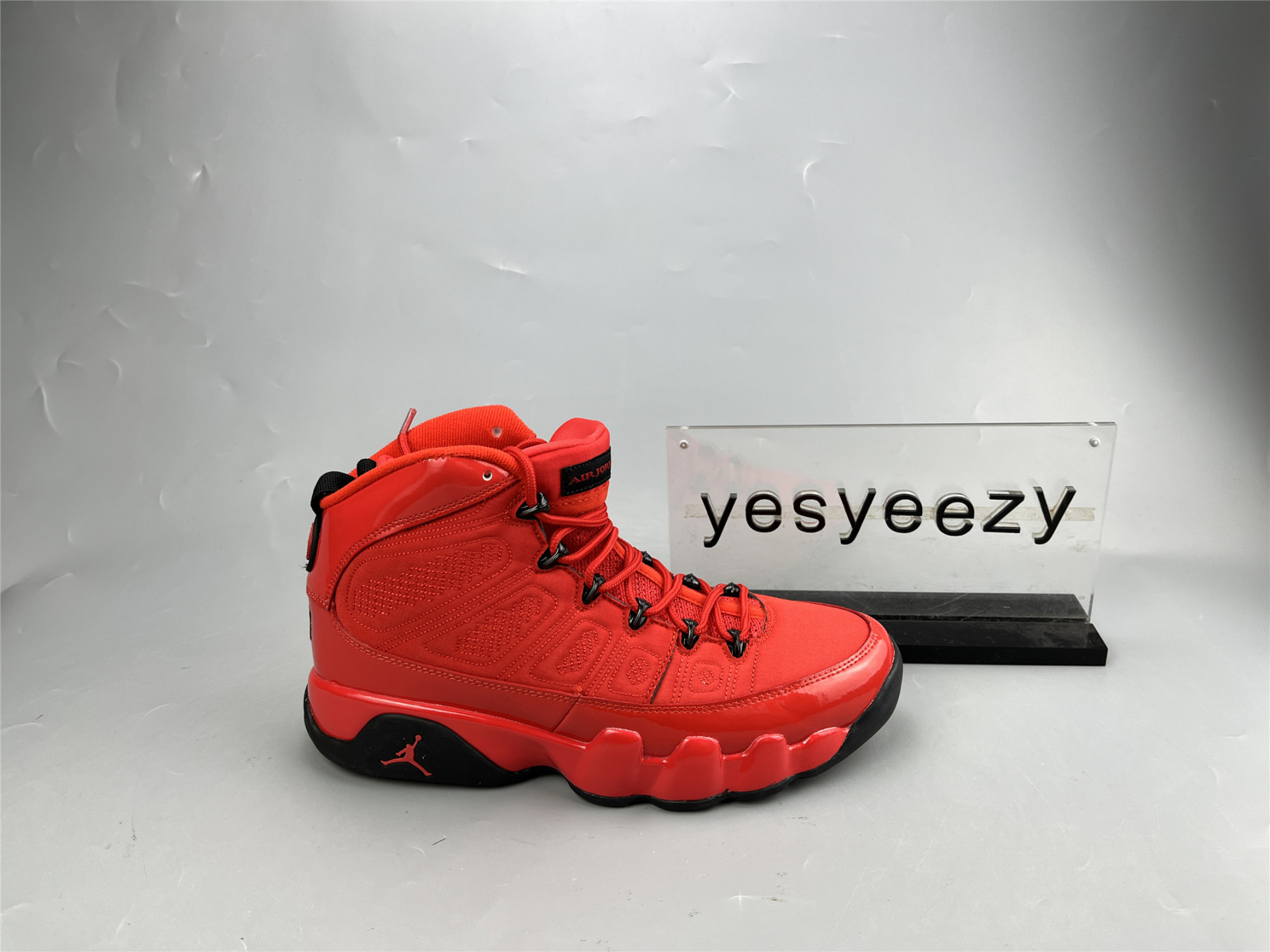 UA AIR JORDAN 9 RETRO 