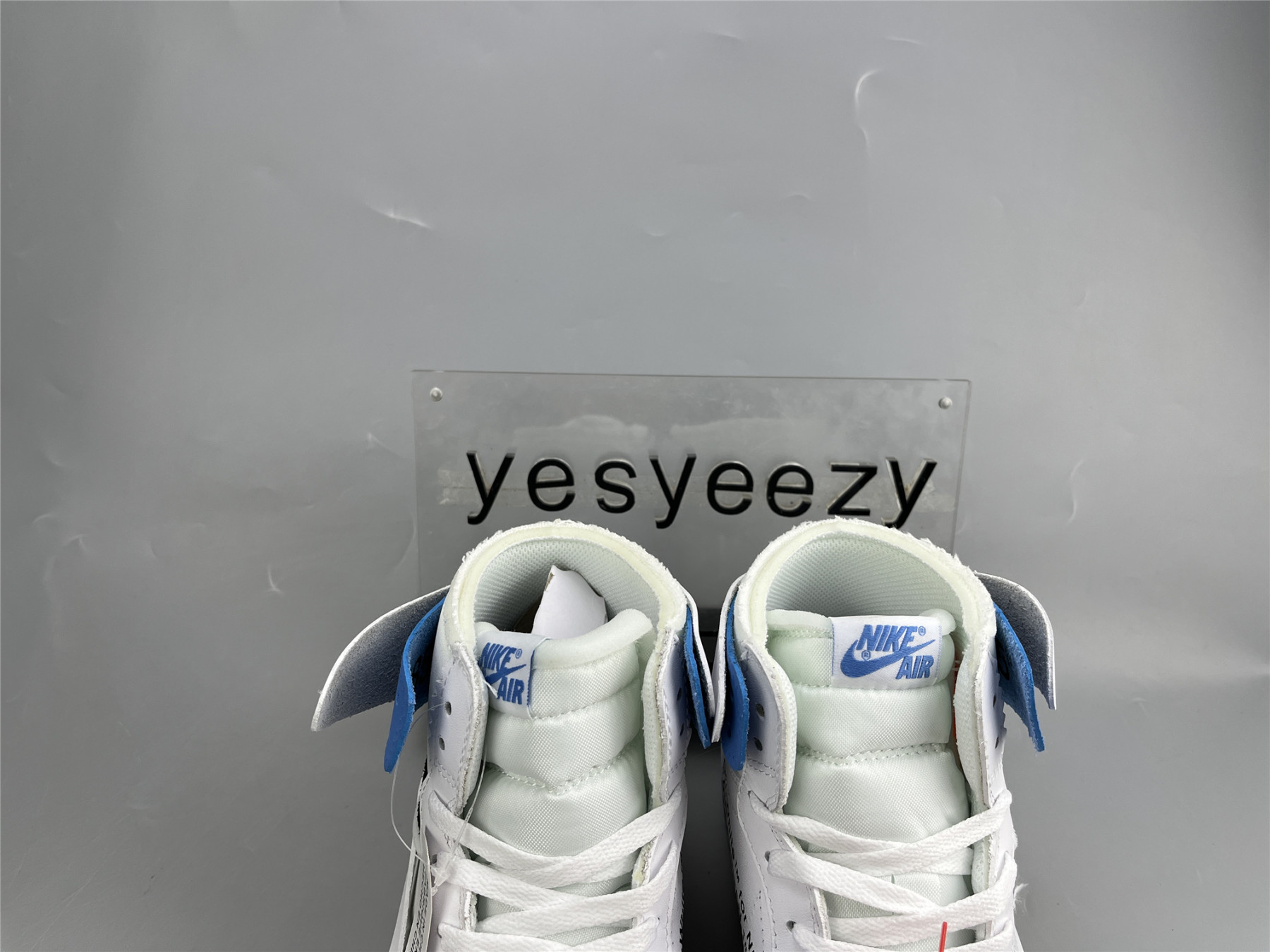 UA AIR JORDAN 1 OFF WHITE NRG