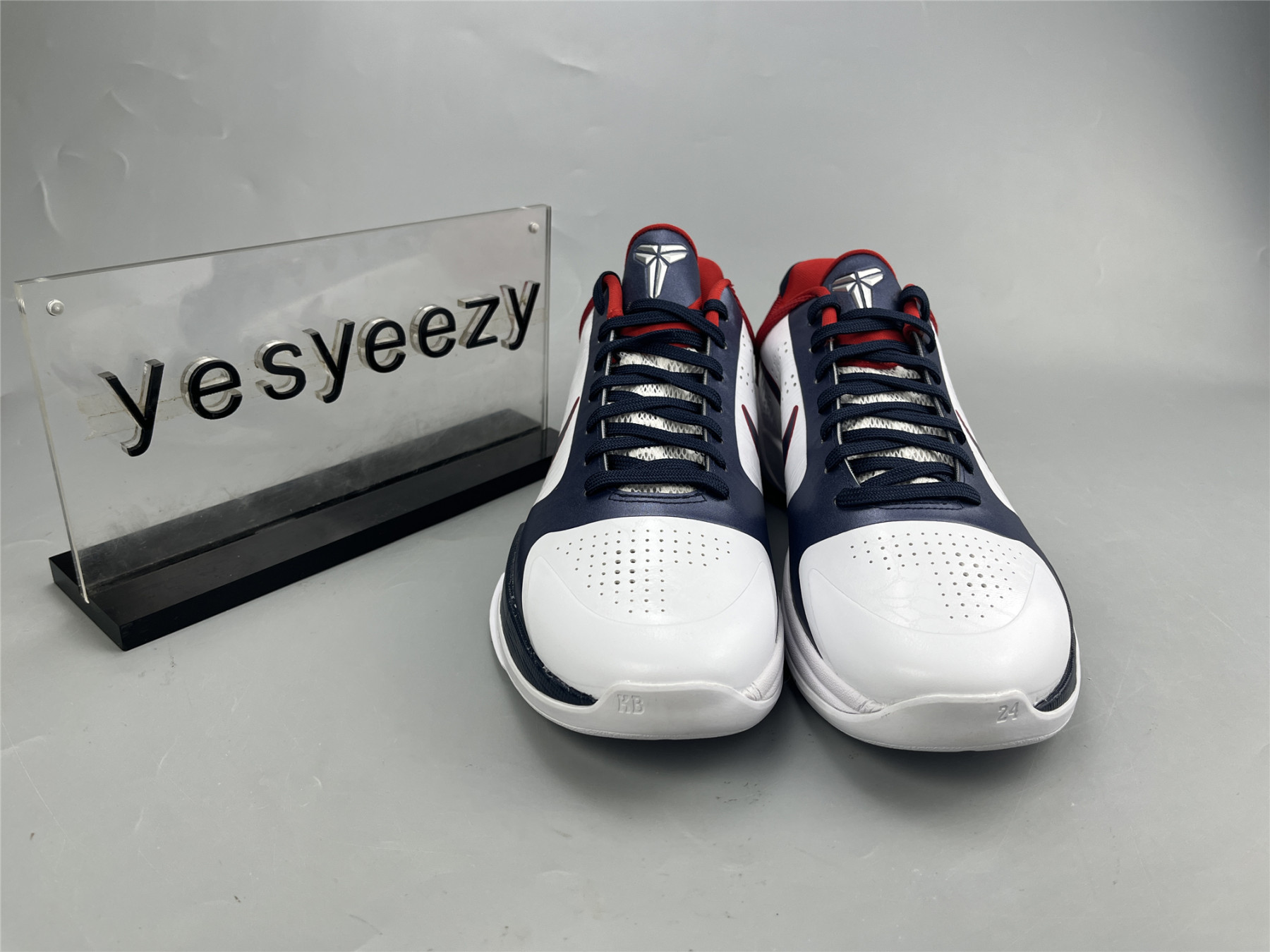 UA NIKE KOBE 5 PROTRO