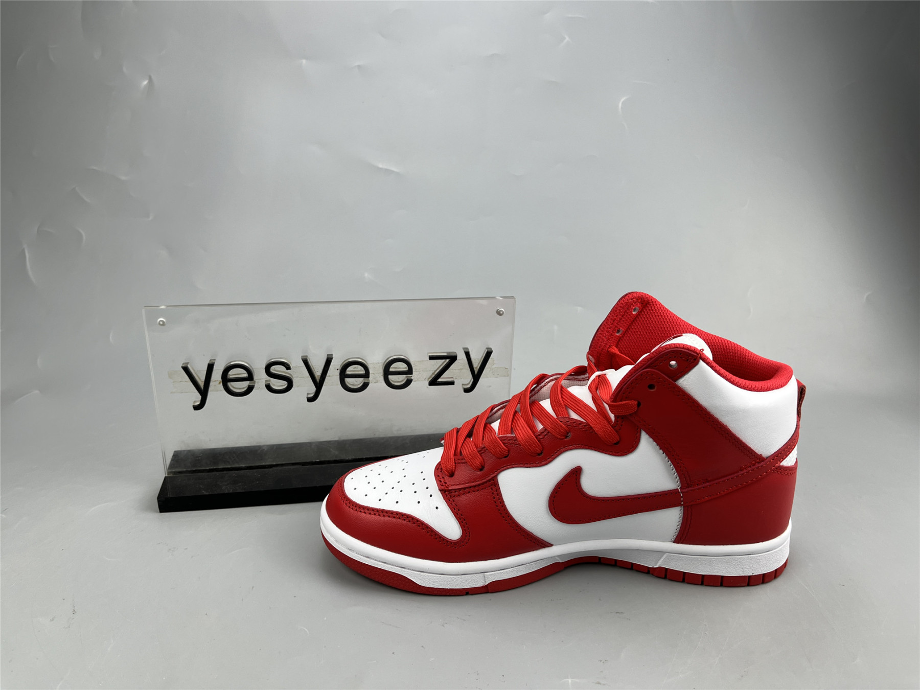 UA NIKE DUNK HIGH 