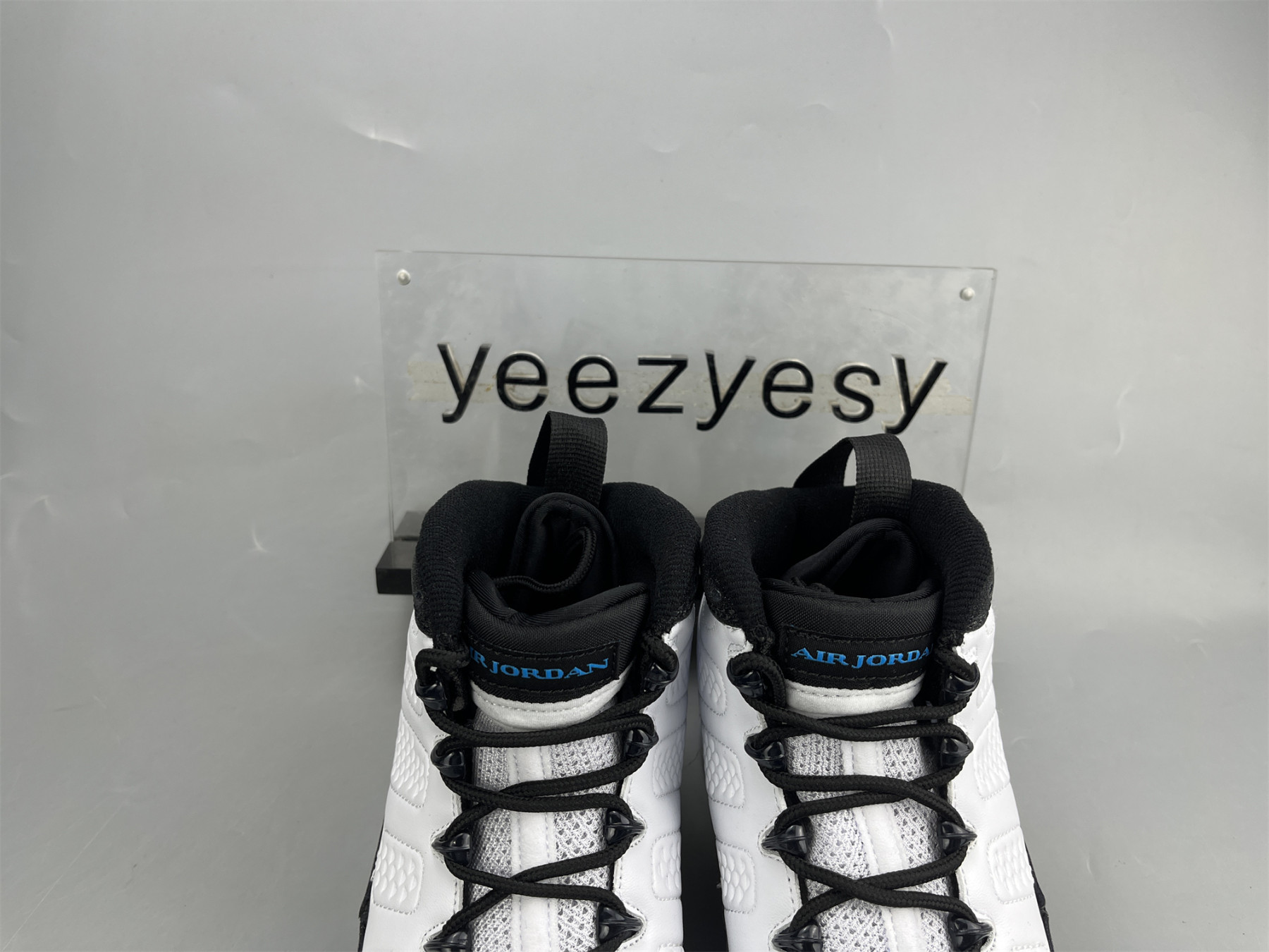 UA AIR JORDAN 9 RETRO 