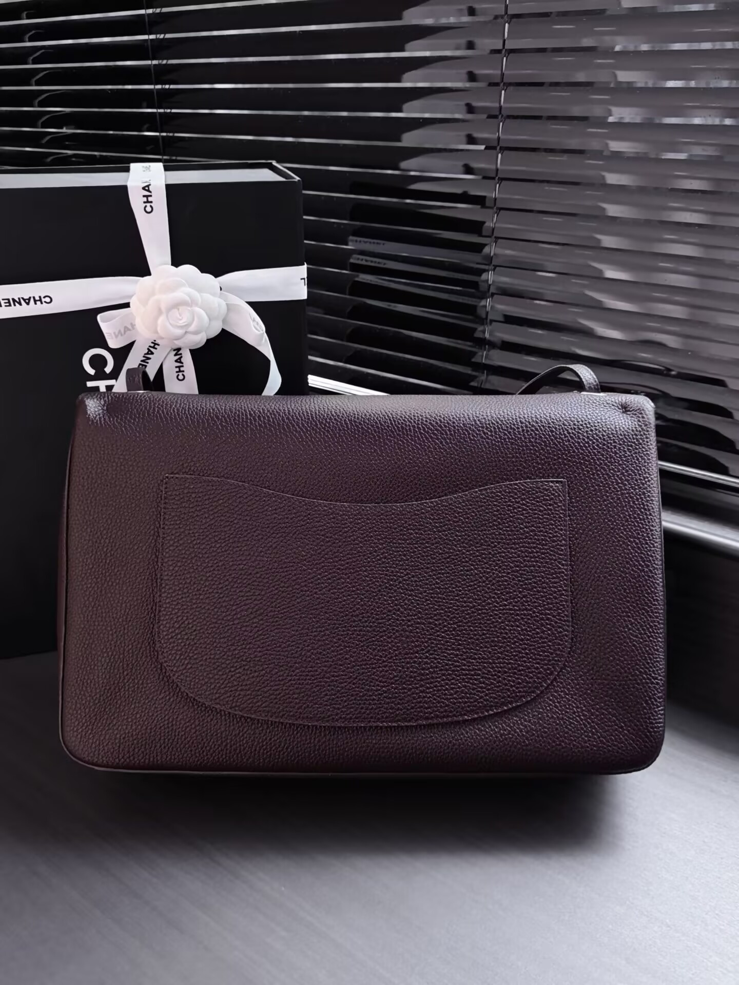 Ch**el Maxi Flap Bag in Coffee with Silver-Tone Hardware AS6233 26x38.5x11cm