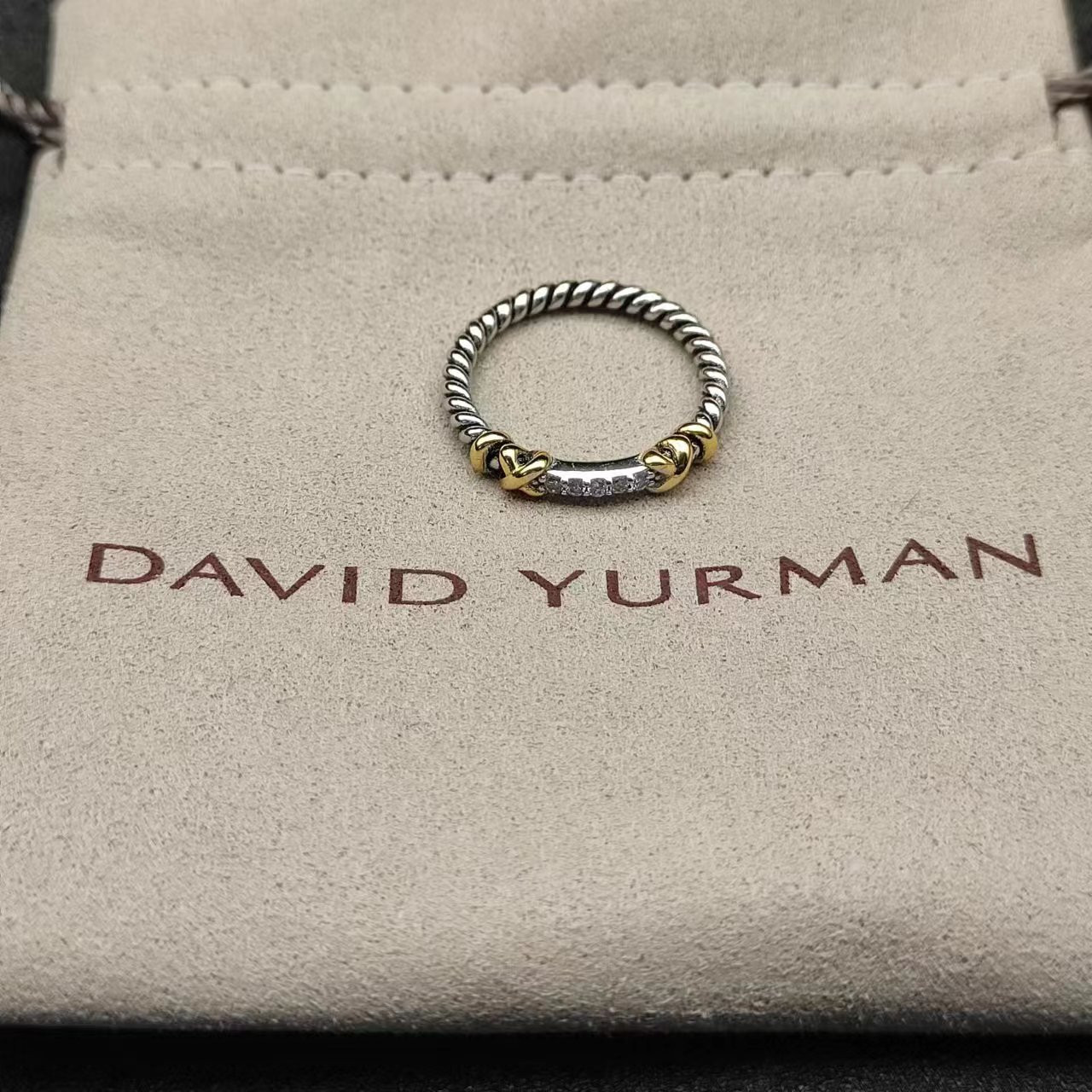 dau1d Yvrm*n ring