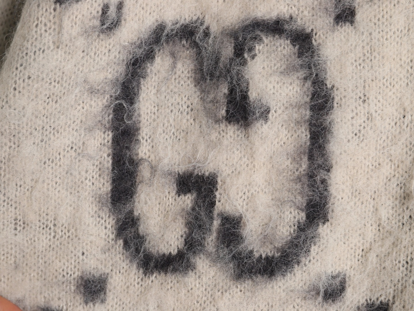 Gvc*1 24ss Cardigan Sweaters