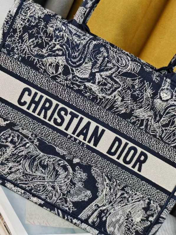 LARGE D10r BOOK TOTE Blue and Ecru Toile de Jouy Reverse Embroidery 16.5 x 14 x 7.5 inches